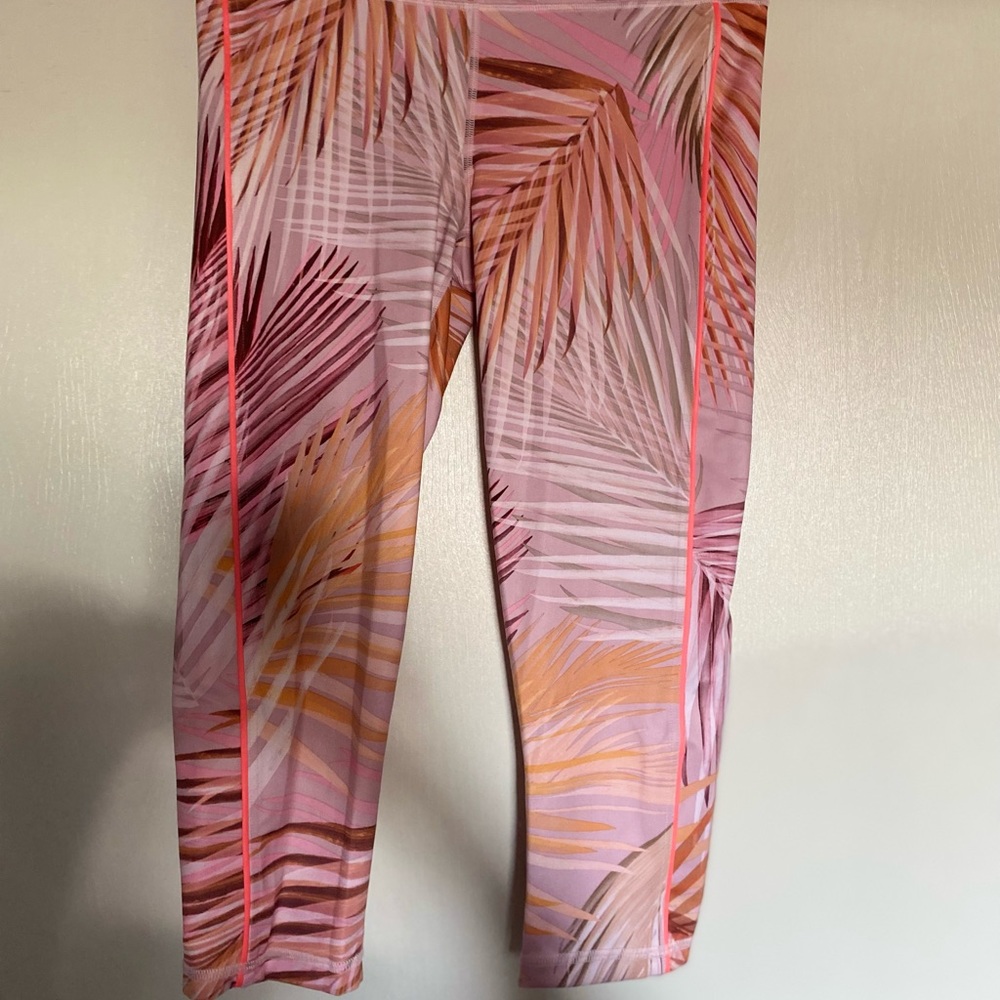 Gap Fit Eclipse Design Legging Size M - Picture 3 of 14